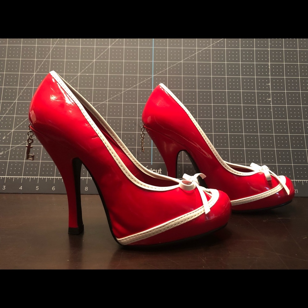 Penthouse by Ellie cherry red pumps with peep toe. - Picture 4 of 7